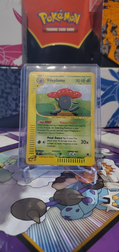 Vileplume - (31/165)